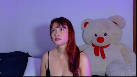 Snapshot of kelly_richardson1 chatting on April 2026 10:57:02 PM elena online show from April 2026 10:57:02 PM