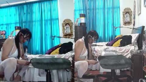 Snapshot of kelly_squirting chatting on November 2025 05:57:01 PM KELLY online show from November 2025 05:57:01 PM