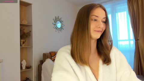 Kelly XO online show from January 2025 01:08:01 PM