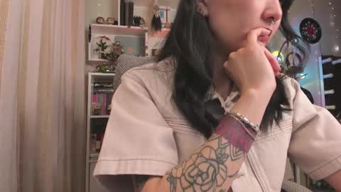 Snapshot of kellyasian chatting on March 2026 07:00:02 AM Leia online show from March 2026 07:00:02 AM