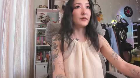 Snapshot of kellyasian chatting on March 2026 07:13:02 AM Leia online show from March 2026 07:13:02 AM