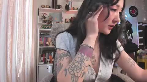 Snapshot of kellyasian chatting on March 2026 07:03:01 AM Leia online show from March 2026 07:03:01 AM