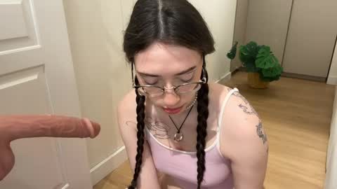 Snapshot of kellyberry__ chatting on March 2026 06:02:01 PM Kelly online show from March 2026 06:02:01 PM