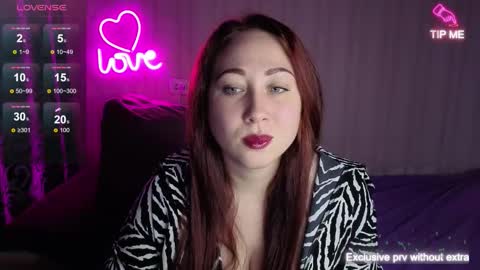 kellycrystall online show from September 2025 09:14:01 AM