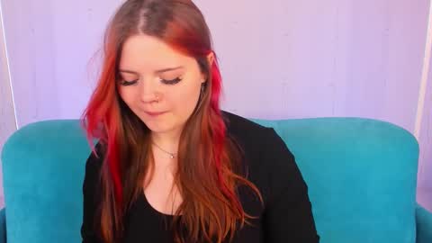 Snapshot of kellyfiery chatting on November 2025 07:43:01 AM Kellyfiery online show from November 2025 07:43:01 AM