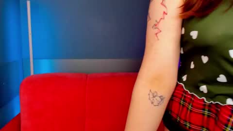 Snapshot of kellyfiery chatting on March 2026 08:20:01 AM Kellyfiery online show from March 2026 08:20:01 AM