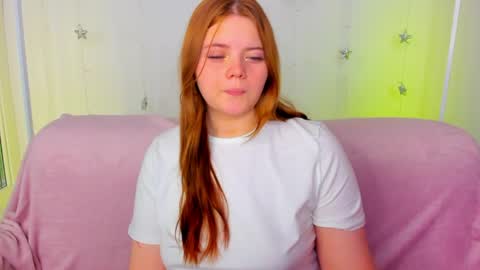 Snapshot of kellyfiery chatting on April 2026 08:14:01 AM Kellyfiery online show from April 2026 08:14:01 AM