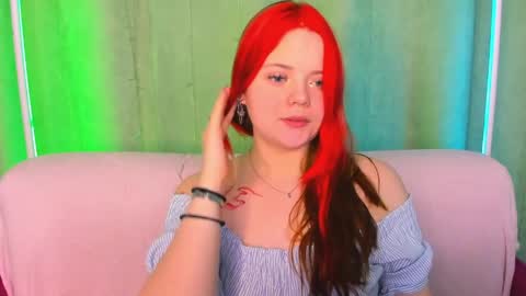 Snapshot of kellyfiery chatting on April 2026 08:29:02 AM Kellyfiery online show from April 2026 08:29:02 AM