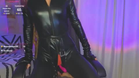 Snapshot of kellyfouler chatting on March 2026 04:12:02 PM KellyFouler online show from March 2026 04:12:02 PM