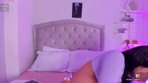 kellyMillian  online show from January 2025 02:46:01 PM