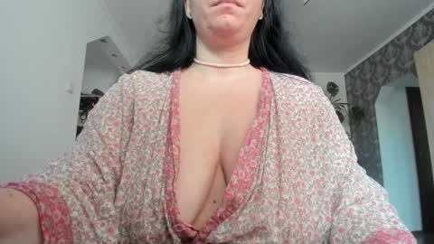 Monday - Friday  08 am - 3 pm GMT 3 online show from January 2025 12:07:02 PM