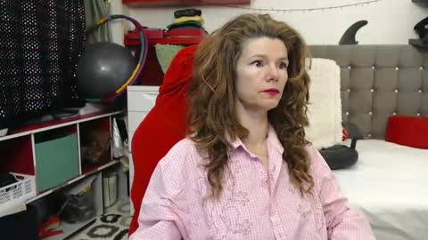 kelly online show from February 2025 08:08:01 AM