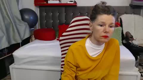 kelly online show from March 2026 10:32:02 AM