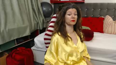 kelly online show from April 2026 12:55:01 AM