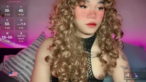 Snapshot of kellysexxie chatting on March 2026 09:23:01 AM Kelly Smith online show from March 2026 09:23:01 AM