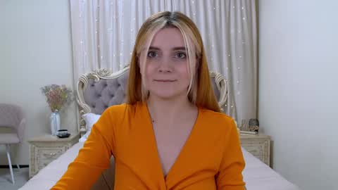 Kelly Stoneys online show from January 2025 01:25:02 PM