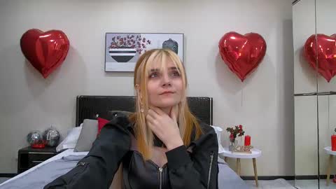 Kelly Stoneys online show from February 2025 03:18:02 PM