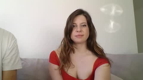 Kelly online show from November 2025 01:33:02 PM