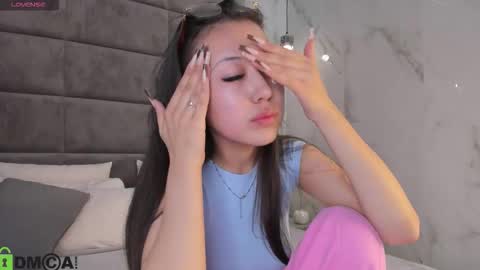 kellyy_bern online show from October 2025 01:48:02 AM