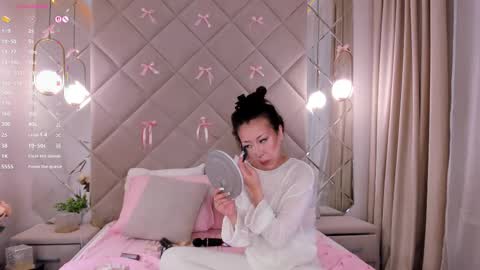 Snapshot of kellyy_bern chatting on March 2026 01:00:02 AM kellyy_bern online show from March 2026 01:00:02 AM