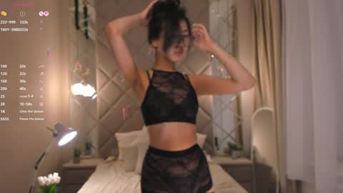 Snapshot of kellyy_bern chatting on April 2026 01:19:02 AM kellyy_bern online show from April 2026 01:19:02 AM