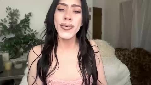 Kelsi  online show from January 2026 03:39:01 PM