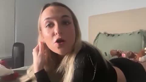 Kelsey Blu online show from February 2026 11:34:02 PM