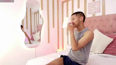 Kelvin online show from April 2026 12:32:02 PM