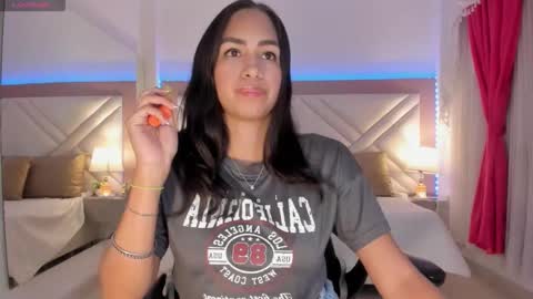 Snapshot of kem_indians chatting on October 2025 10:43:02 PM Kem Indians online show from October 2025 10:43:02 PM