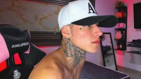 Snapshot of ken_and_bonnie chatting on March 2026 02:21:02 PM ken_and_bonnie online show from March 2026 02:21:02 PM