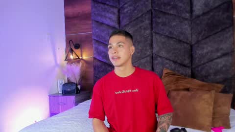   online show from February 2025 02:37:02 AM