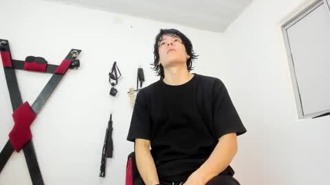 Snapshot of kenai_lavis chatting on November 2025 12:16:01 PM Kenai Lavis online show from November 2025 12:16:01 PM