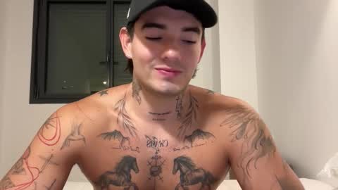 Snapshot of kenboyea_ chatting on October 2025 03:56:02 PM luis carlos esteban online show from October 2025 03:56:02 PM