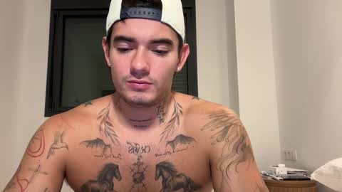 Snapshot of kenboyea_ chatting on October 2025 05:41:02 PM luis carlos esteban online show from October 2025 05:41:02 PM