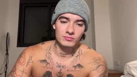 Snapshot of kenboyea_ chatting on November 2025 05:03:02 PM luis carlos esteban online show from November 2025 05:03:02 PM