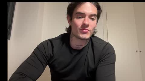 Snapshot of kenboyea_ chatting on February 2026 04:29:01 PM luis carlos esteban online show from February 2026 04:29:01 PM