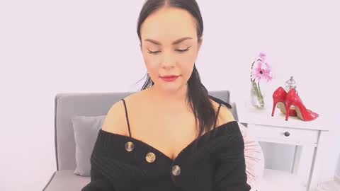 KendalDaisy online show from December 2024 05:18:02 PM