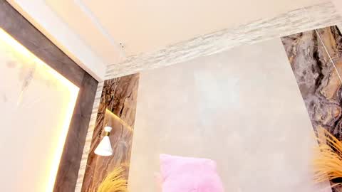 Natty online show from December 2024 03:48:01 PM