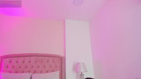 Kendall online show from December 2025 07:59:01 AM