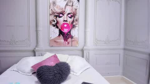 Snapshot of kendall_curves chatting on March 2026 04:06:02 AM Kendall no Jenner online show from March 2026 04:06:02 AM