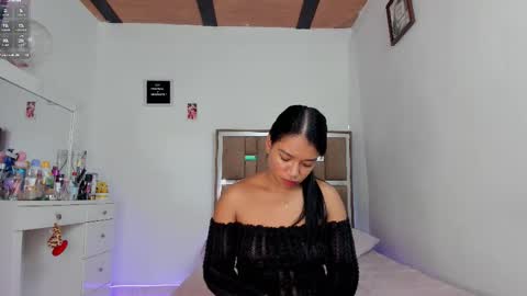 Kendall ewers online show from October 2025 12:38:01 AM