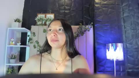 kendall_saenz online show from November 2025 07:26:01 PM