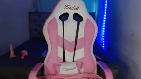 Snapshot of kendallrush2 chatting on February 2025 09:15:02 PM Kendall Rush online show from February 2025 09:15:02 PM