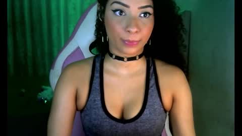 Snapshot of kendallrush2 chatting on October 2025 12:21:02 AM Kendall Rush online show from October 2025 12:21:02 AM