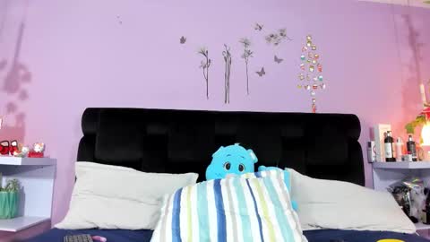 kendallwings online show from December 2025 09:38:01 AM