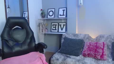 Snapshot of kendallwood_ chatting on March 2026 08:35:02 PM Kendall online show from March 2026 08:35:02 PM