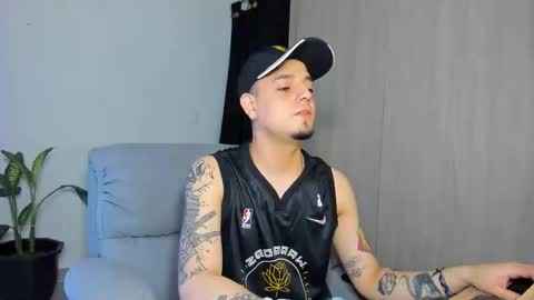kendel_dimitri online show from March 2025 04:24:02 AM