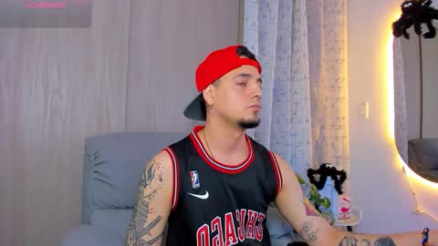 kendel_dimitri online show from October 2025 12:13:01 AM