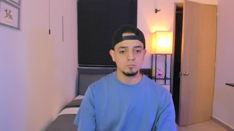 kendel_dimitri online show from April 2026 04:12:01 AM