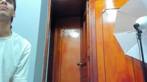 Snapshot of kendra_and_liam chatting on October 2025 11:32:02 AM kendra and liam online show from October 2025 11:32:02 AM